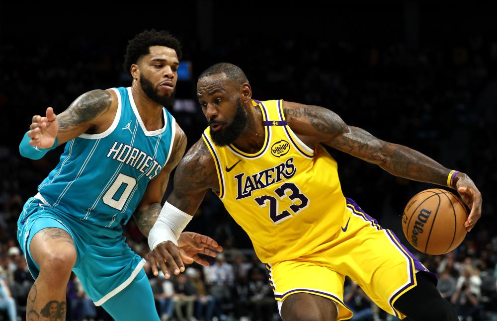 相比之下 相比之下